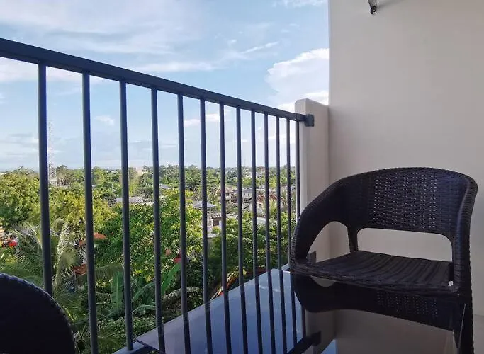 Apartment Affordable W/ Wi-fi, Pool & Shower Heater *