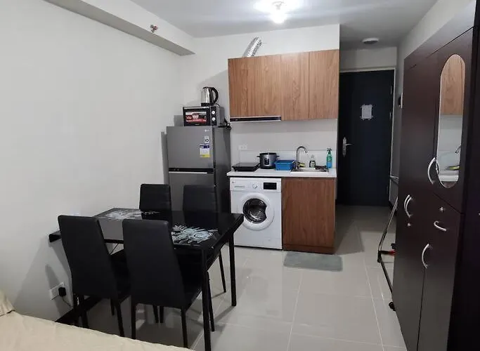 Affordable W/ Wi-fi, Pool & Shower Heater